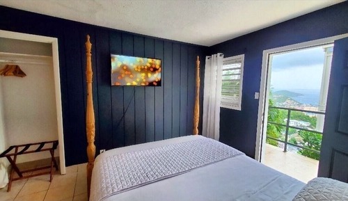 Studio Standard, 1 grand lit, vue océan, en bord de piscine