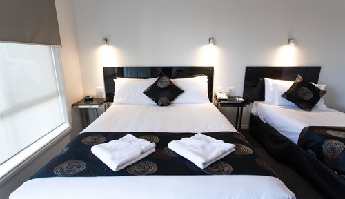 Chambre Deluxe, plusieurs lits, non-fumeurs, coin cuisine (Walk-in Shower)