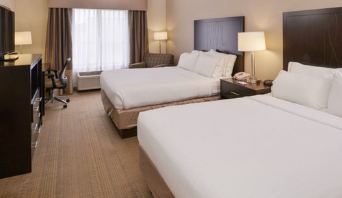 Chambre Standard, 2 grands lits, accessible aux personnes à mobilité réduite (Mobility, Access Tub)