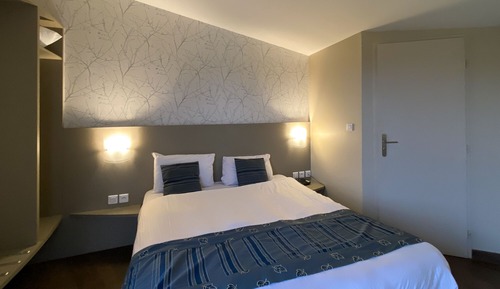Chambre Double Standard, 1 grand lit