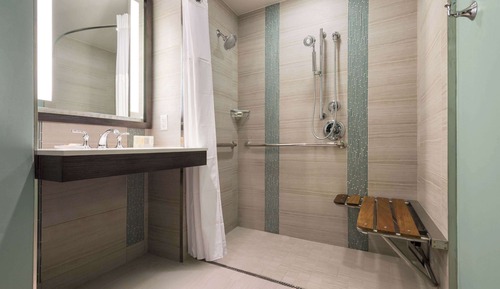 Chambre Deluxe, 2 grands lits, accessible aux personnes à mobilité réduite, non-fumeurs