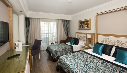 Chambre Standard, vue partielle sur la mer
