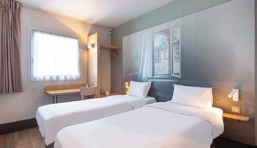 Chambre avec lits jumeaux