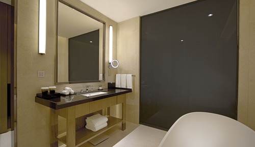 Chambre, 1 très grand lit