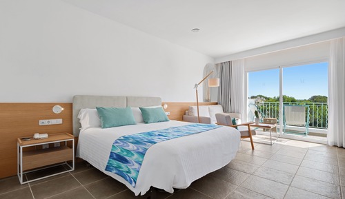 Suite Junior, vue piscine