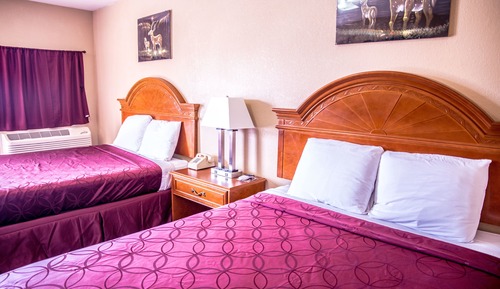 Chambre, 2 grands lits, non-fumeurs