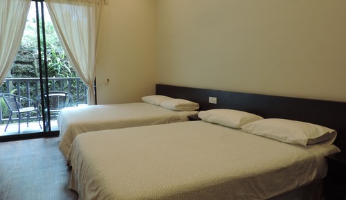 Chambre Quadruple, salle de bains privée