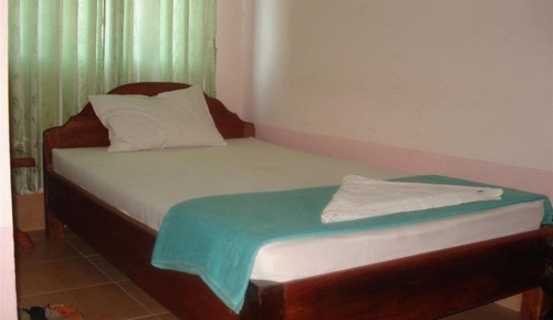 Chambre Simple (Fan Room)