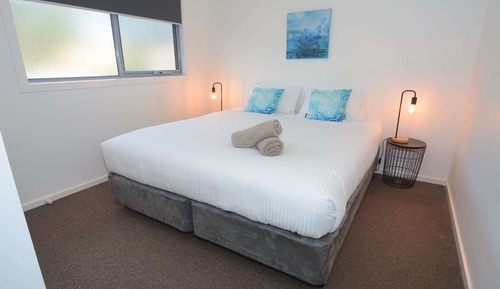 Maison, 3 chambres (8/3 Shamrock Street, Bendigo)
