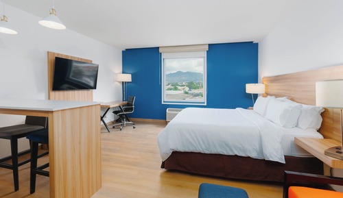 Suite, 1 très grand lit (Top Floor)