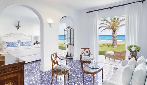 2 Bedroom Beach Villa Seafront