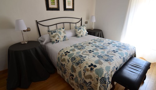 Chambre Double, salle de bains privée