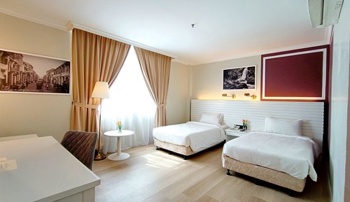 Chambre Supérieure avec lits jumeaux