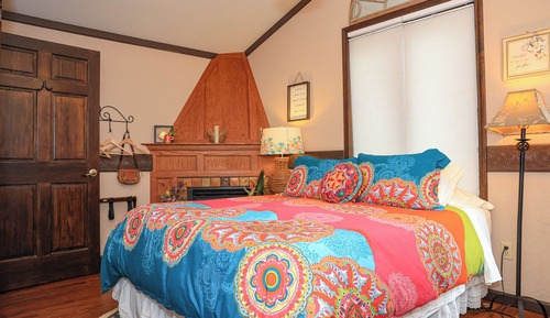 Chambre, salle de bains privée (Provincial)