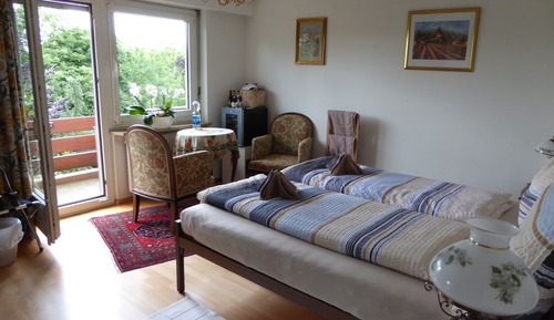 Chambre Double, salle de bains commune (Balcony)
