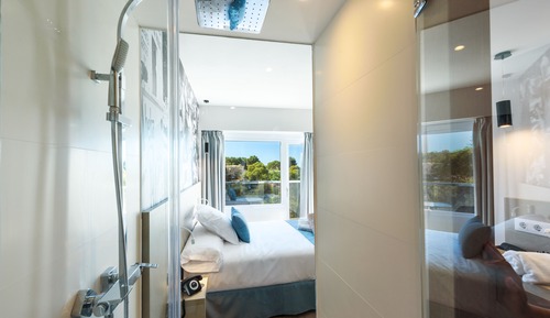 Chambre Simple Deluxe (+16)