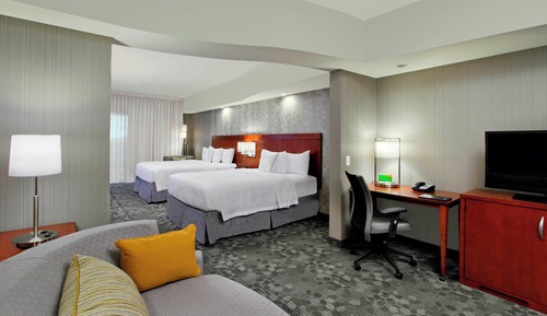 Chambre, 2 grands lits (Mobility Accessible, Roll-in Shower)