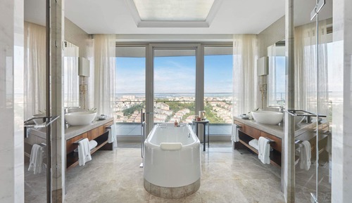 Bosphorus Suite- 1 King Bed, 183 sqm