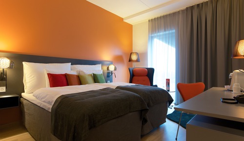 Chambre Double, 2 lits une place