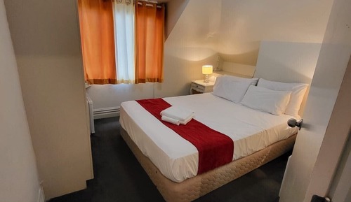 Chambre Double, 1 grand lit