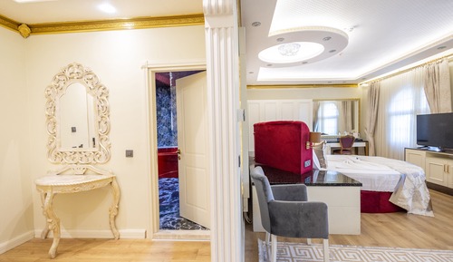 Queen Suite Jakuzili