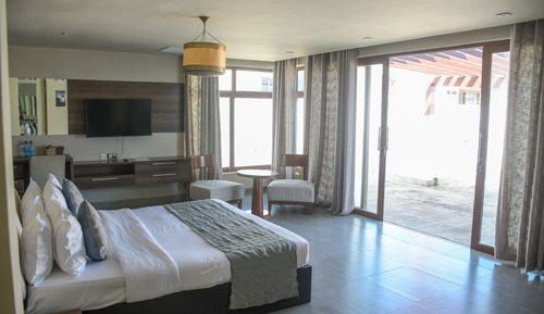 Penthouse Exécutif, 1 très grand lit, vue plage