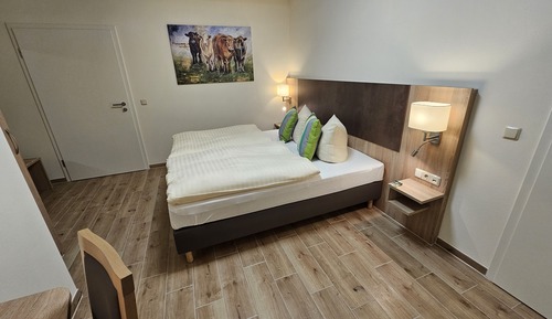 Chambre avec lits jumeaux, 2 lits une place, non-fumeurs, salle de bains attenante