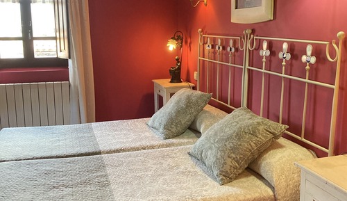 Chambre Standard Double ou avec lits jumeaux