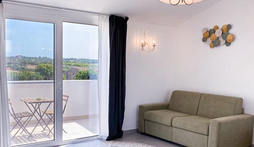Suite Élite, terrasse, vue piscine