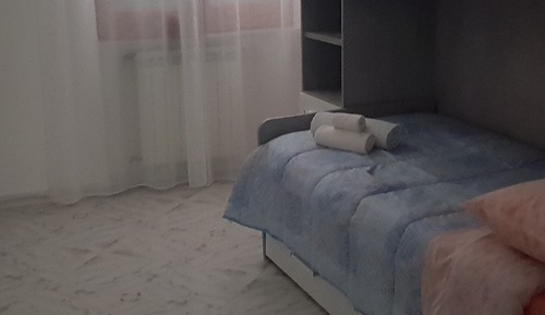 Chambre, 3 chambres, balcon