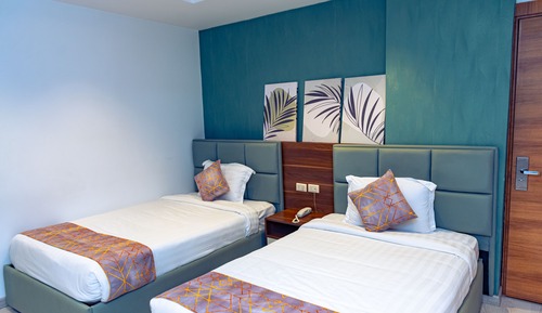 Chambre Supérieure Double ou avec lits jumeaux, vue piscine