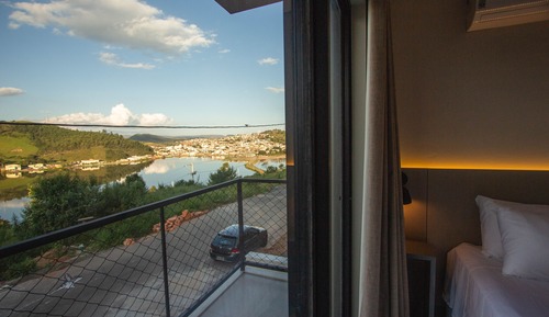 Chambre Triple Premium, vue lac