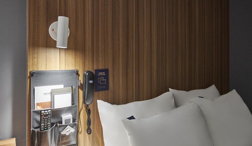 Room (Deluxe (OTT 1PC Queen Bed))