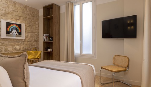 Chambre Double, 1 lit double, accessible aux personnes à mobilité réduite