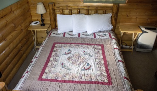 Cabane, 1 grand lit