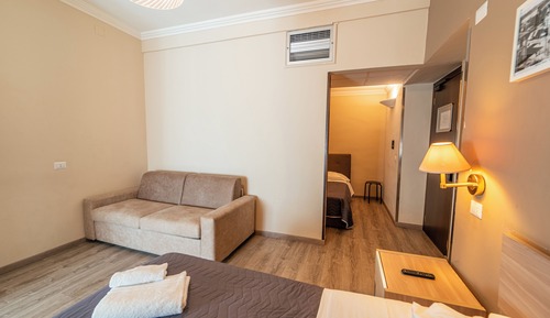 Chambre Quadruple Confort