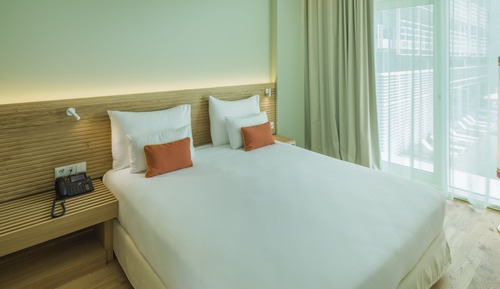 Appartement Supérieur, 1 chambre, balcon, vue partielle sur la mer