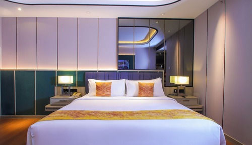Chambre Simple Deluxe, 1 très grand lit, vue piscine