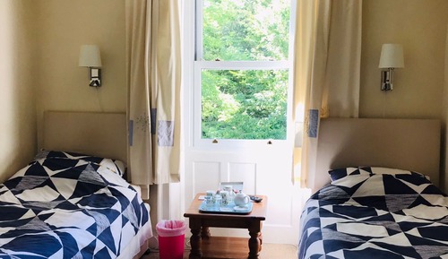 Chambre Double ou avec lits jumeaux