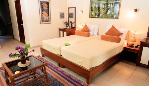 Chambre Double Standard, vue piscine