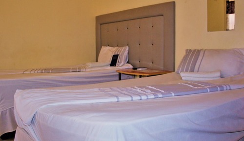 Chambre Standard Double ou avec lits jumeaux