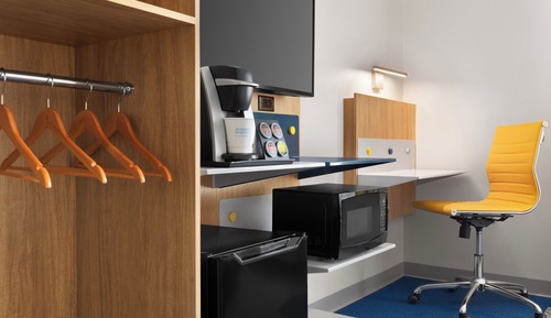 Chambre, 1 très grand lit, accessible aux personnes à mobilité réduite (Roll-in Shower, Mobility)