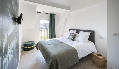 Appartement Duplex, salle de bains attenante