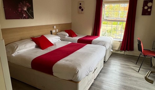 Chambre Triple Familiale