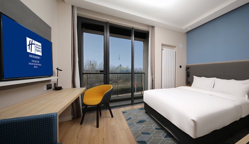 Chambre Standard, 1 très grand lit