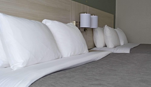 Chambre, 2 grands lits, non-fumeurs