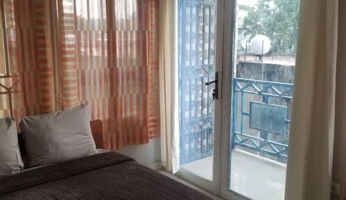 Studio Signature, balcon