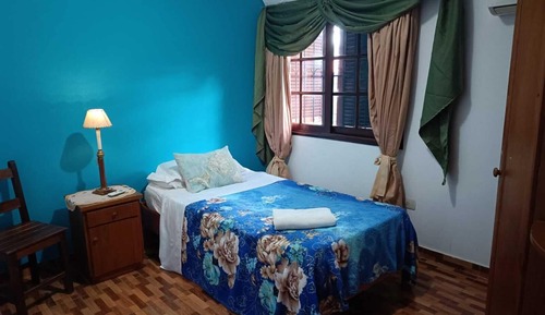 Chambre Simple Junior, salle de bains commune