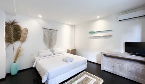 Villa Classique, 2 chambres, bain à remous, vue jardin