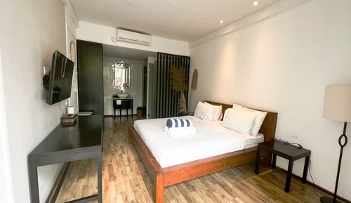 Villa Exclusive, 2 chambres, bain à remous, vue piscine